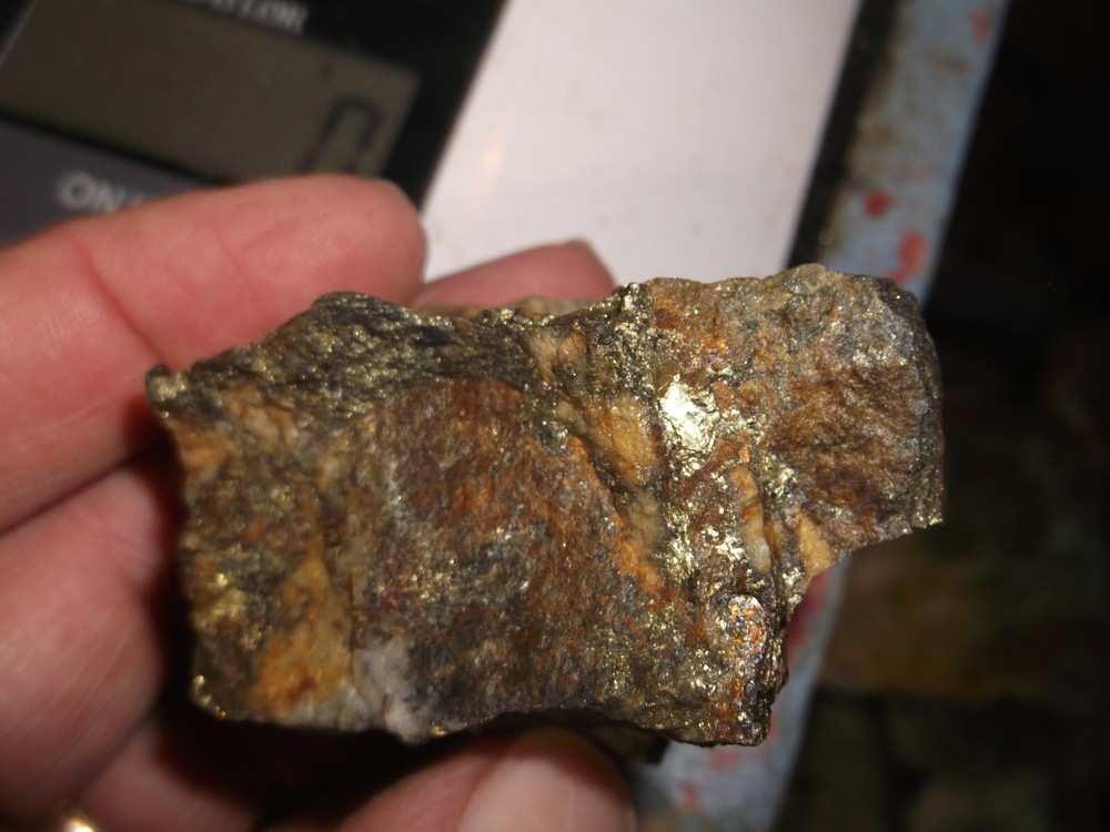 Gold, silver, copper, 151 grams samples ,ore high grade .