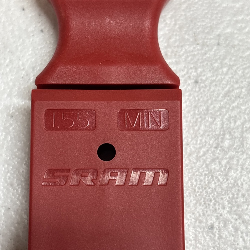 SRAM Disc Brake Universal Caliper Piston Return Bleed Block