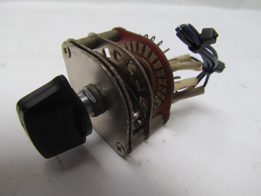 4 Position Rotary Selector Switch From Hyundia HIT-15S Lathe