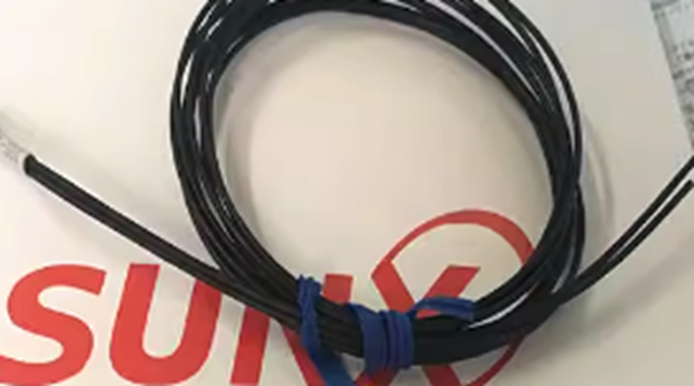 NEW SUNX FD-AFM2E Fiber Optic Sensor