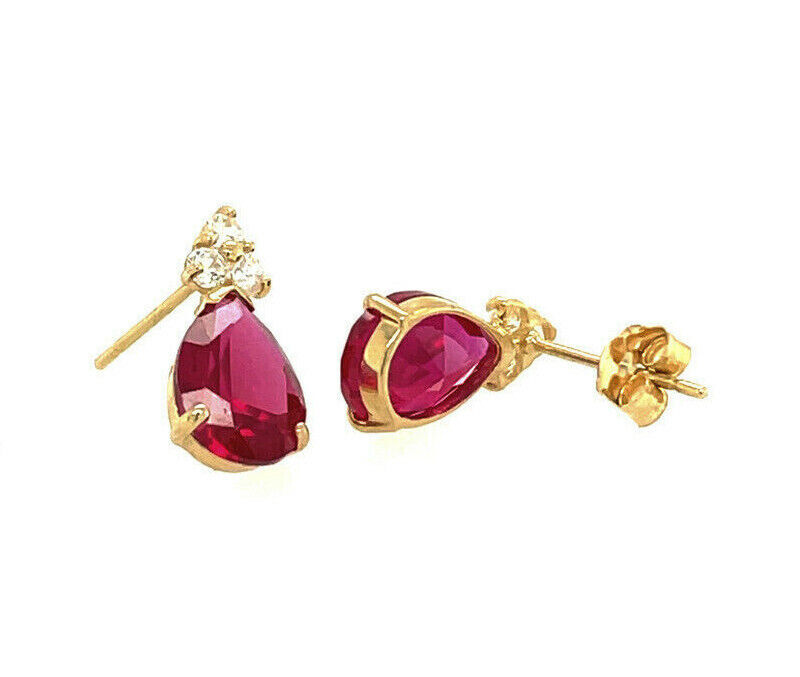 14k Yellow Gold Pear Shape Stud Earrings