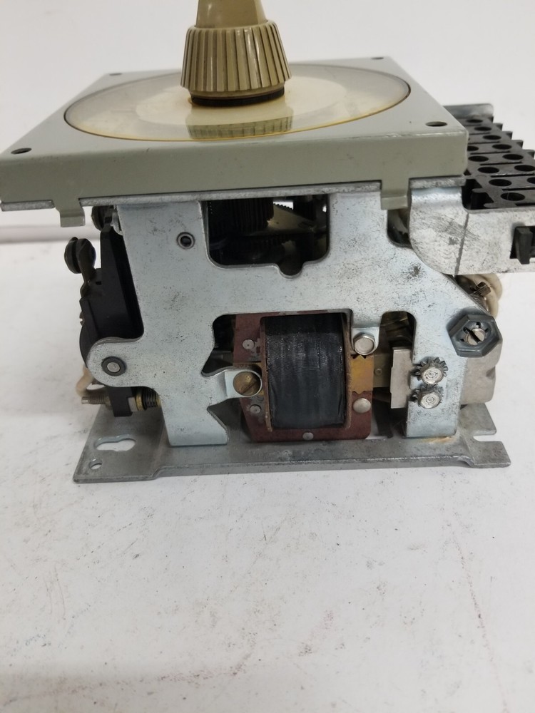 Eagle Signal 4D69 115v 15 A Microflex
