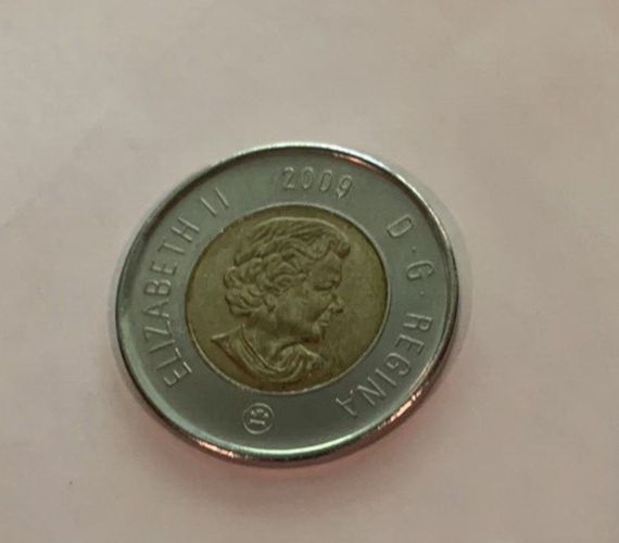 Canada 2009 Regular $2.00 Toonie!!