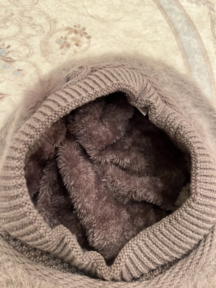 Beret & Neck-warmer Taupe NWT.
