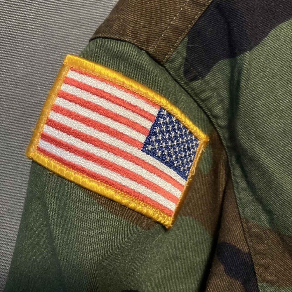 US Army BDU Woodland Camouflage Combat Coat Jacket Medium Regular 80's - 2000's
