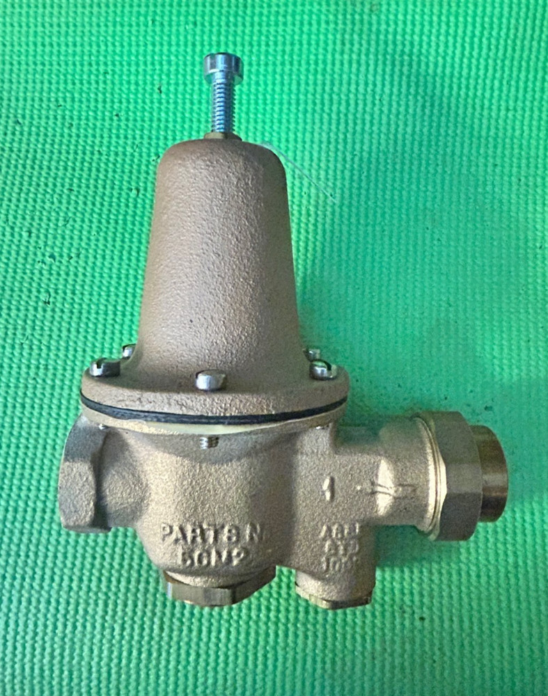 Watts Performance Water Pressure Regulator 1U5B LP STD