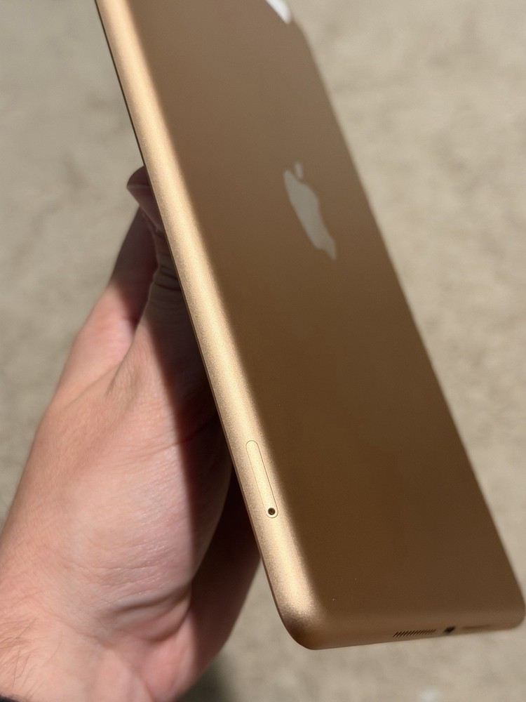 IPad 7th generation 32gb, Space Grey, Cellular