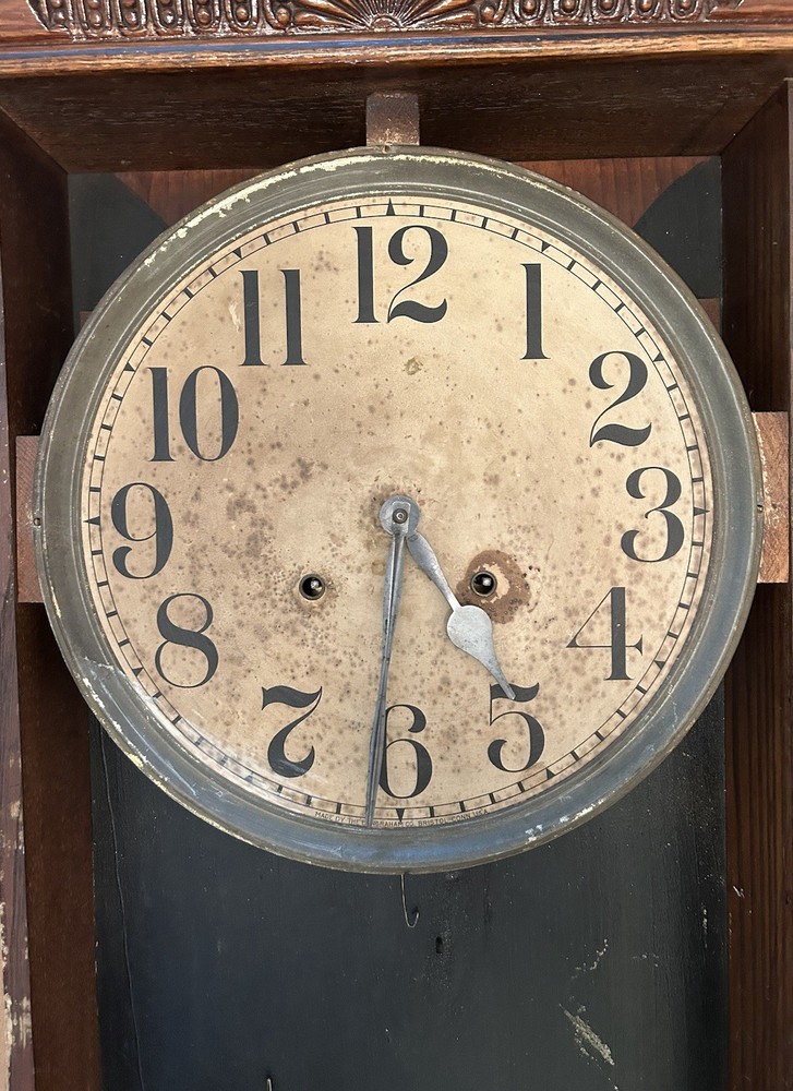 ANTIQUE LARGE INGRAHAM REGULATOR WALL CLOCK. UNTESTED.