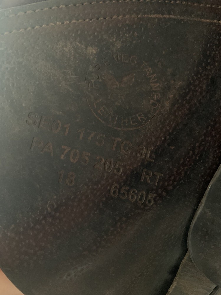 2018 CWD Saddle 17.5 - 3L flaps SE01