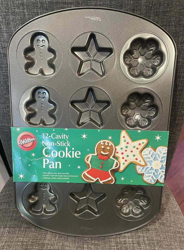 Wilton 12 Cavity Cookie Pan Christmas Cookie