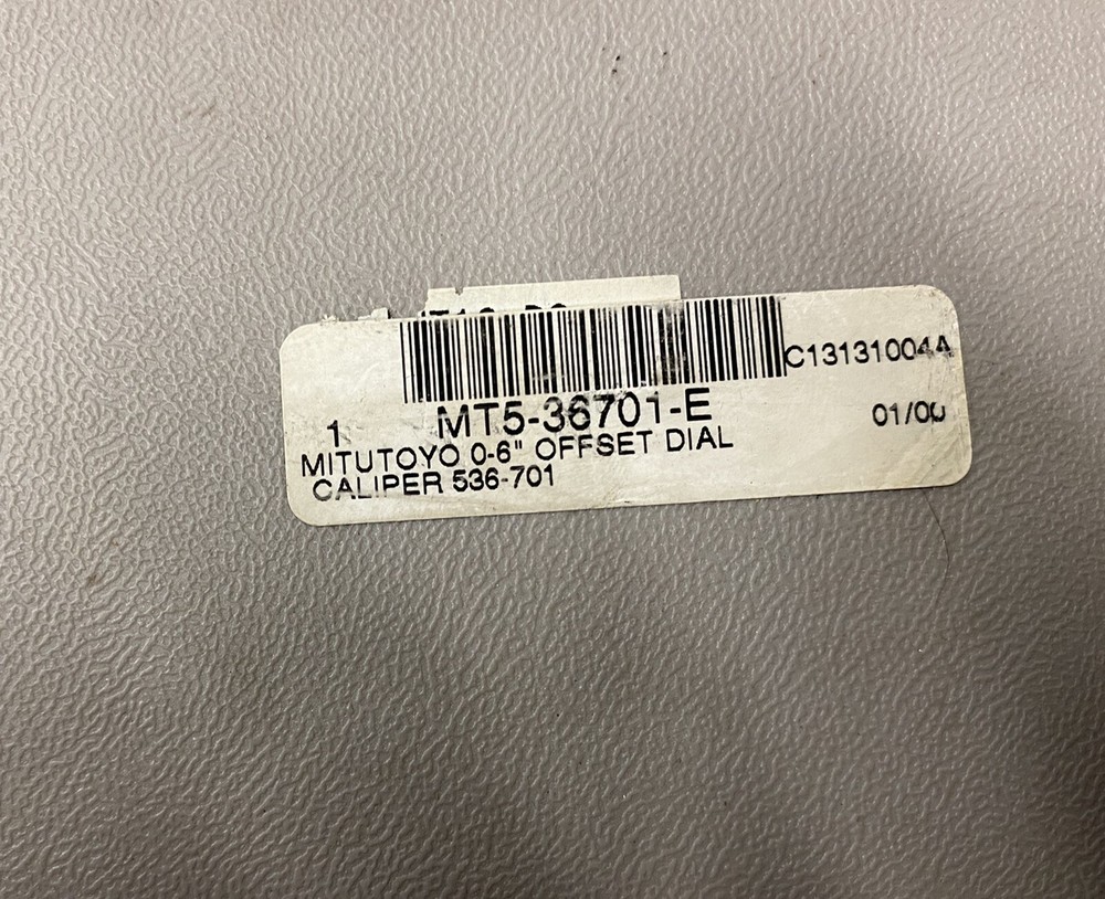 Mitutoyo 536-701 6'' Caliper with Box Pre-owned Ships Free