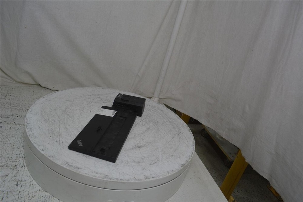 LENOVO 40AH Port Replicator SEE NOTES