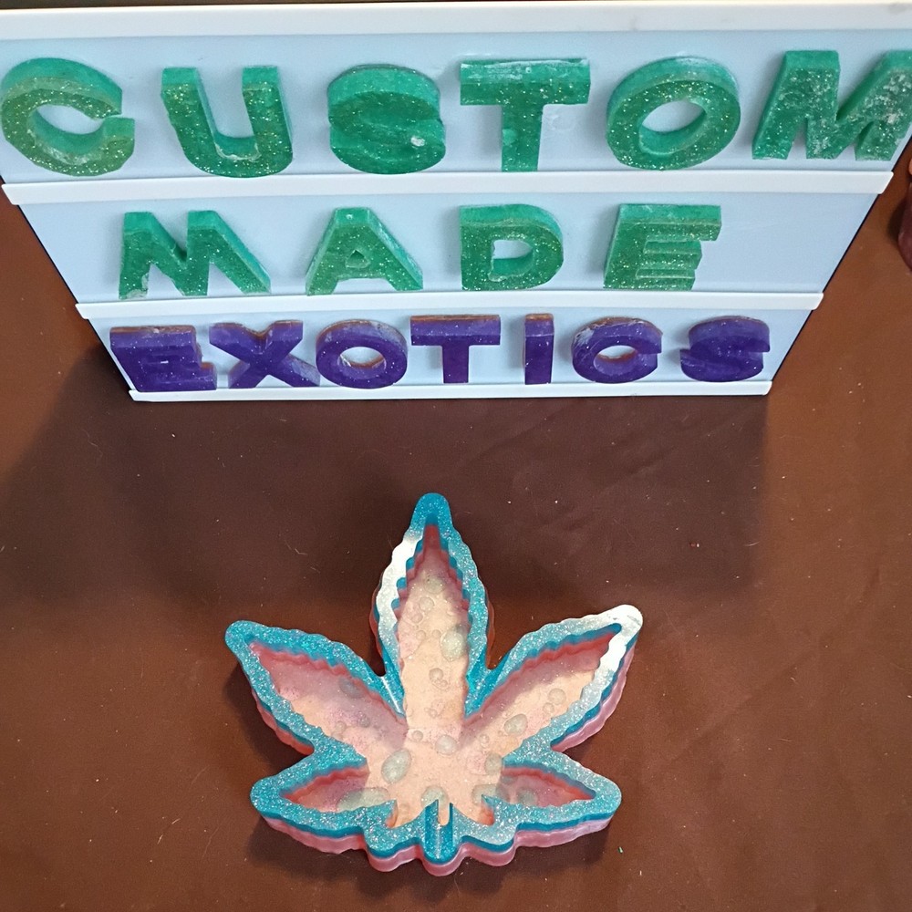 Custom built resin art leaf