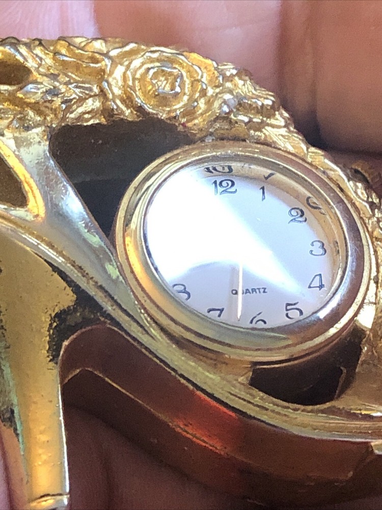 Women’s High Heel Desk Clock