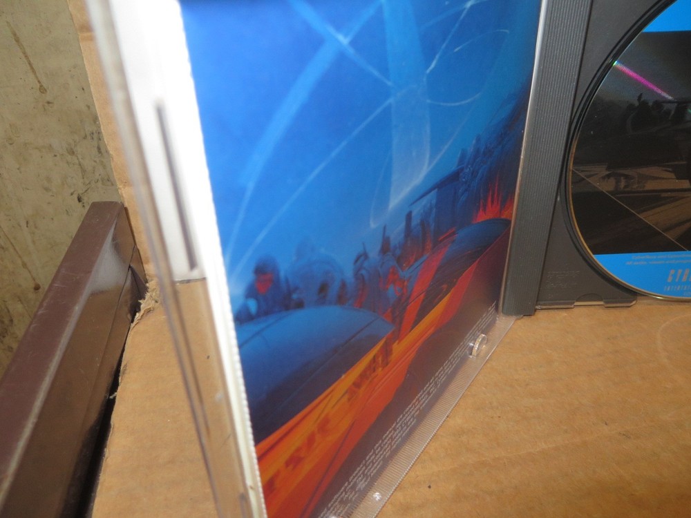 CD ROM VINTAGE 1990's SOFTWARE " CYBERRACE "