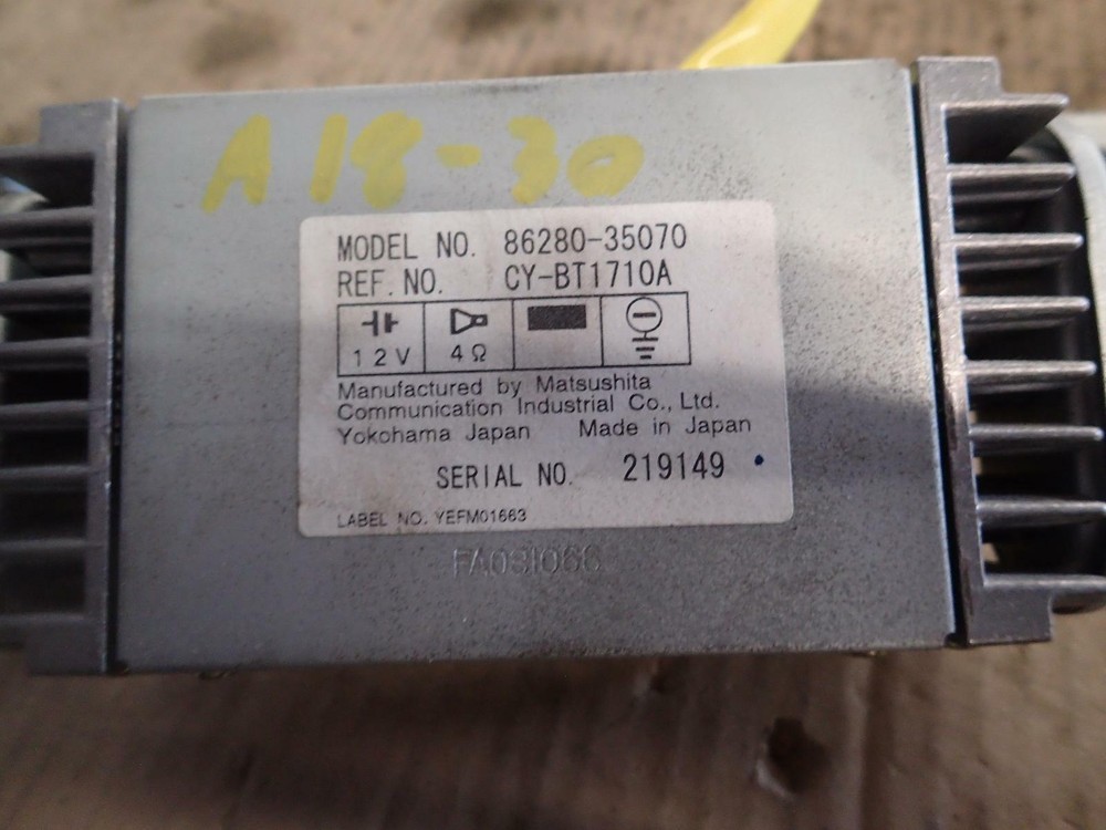 99 00 4 RUNNER Amplifier, w/o CD, ID# 8628035070