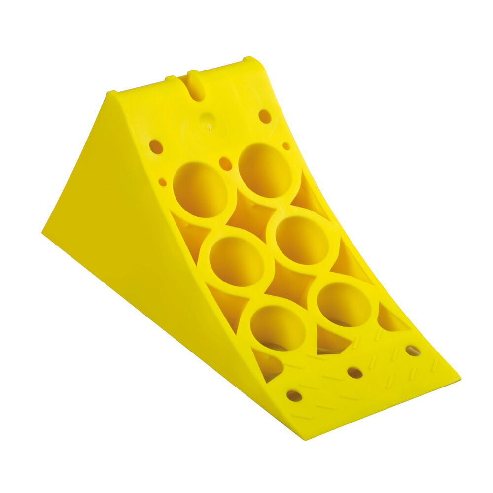 Approved thermoplastic base DIN76051-E36