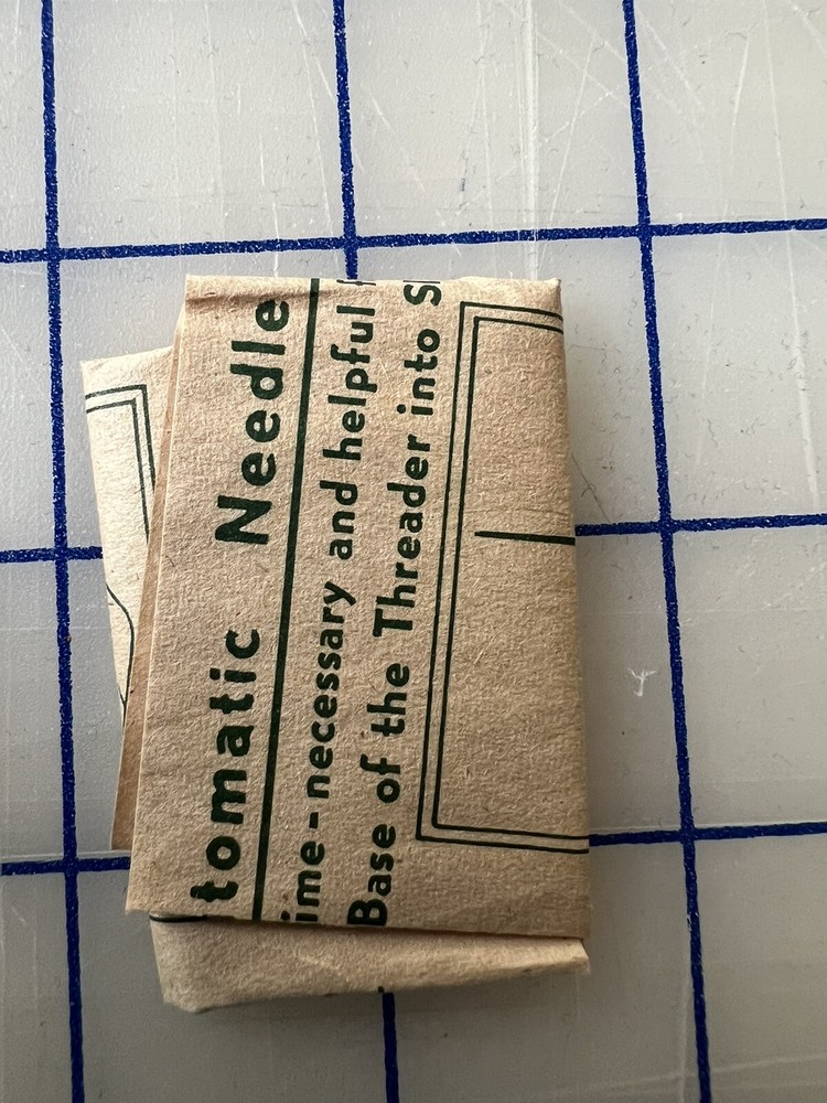 VINTAGE 1970'S AUTOMATIC NEEDLE THREADER W/ THREAD CUTTER - NEW IN BOX