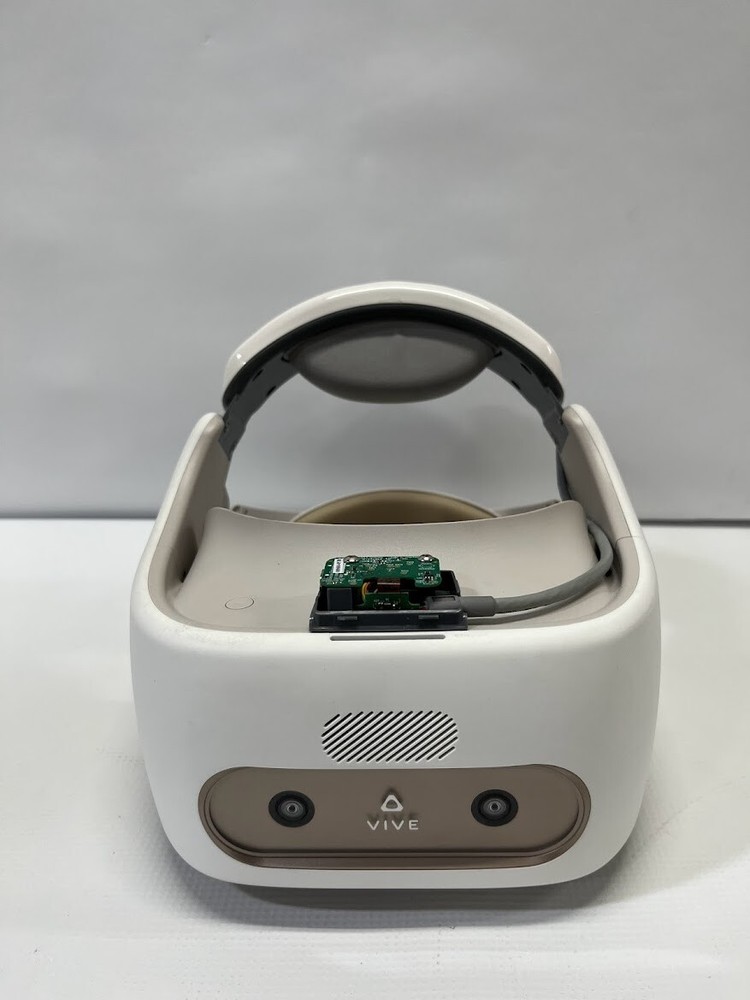 HTC Vive Focus 2Q9R100 (Dev Kit version) VR Headset (No controller) 2020 model