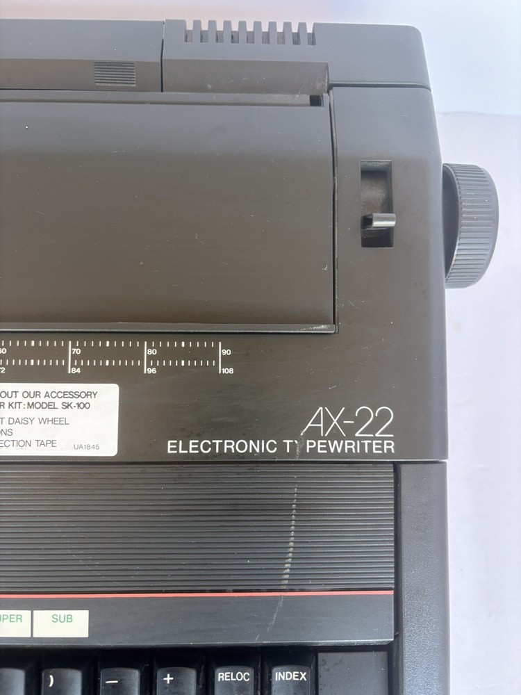 Brother Electronic Typewriter AX-22 (Read Description)