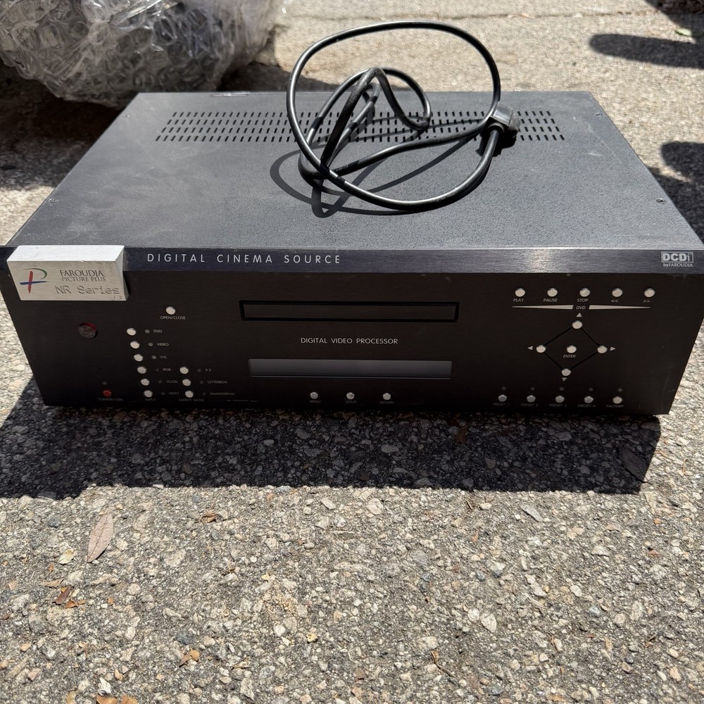 Faroudja NRS-DCS Digital Cinema Source DVD Video Processor
