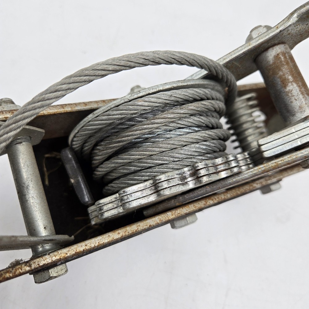 Heavy-Duty Mini Hand Cable Puller - Capacity: Pulling 7400 lbs Lifting 4000 lbs
