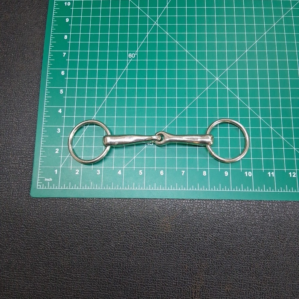 Round Link Loose O-Ring 5" Snaffle Bit