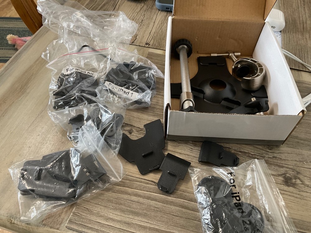 Peavy Mounting System works with IPAD and most other tablets