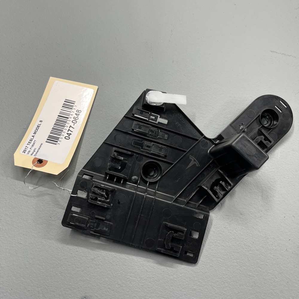 2017 -2020 Tesla Model S 75D Cable Mount Socket Bracket Cable Wiring Harness OEM