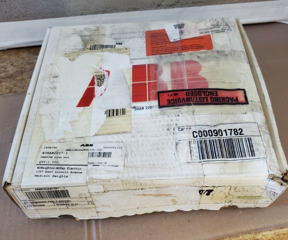 ABB DSQC 236D 3HAB2207-1 new open box
