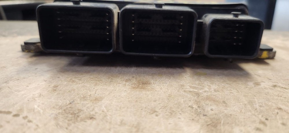 Engine ECM Electronic Control Module 1.6L Fits 18-19 MICRA 1252118