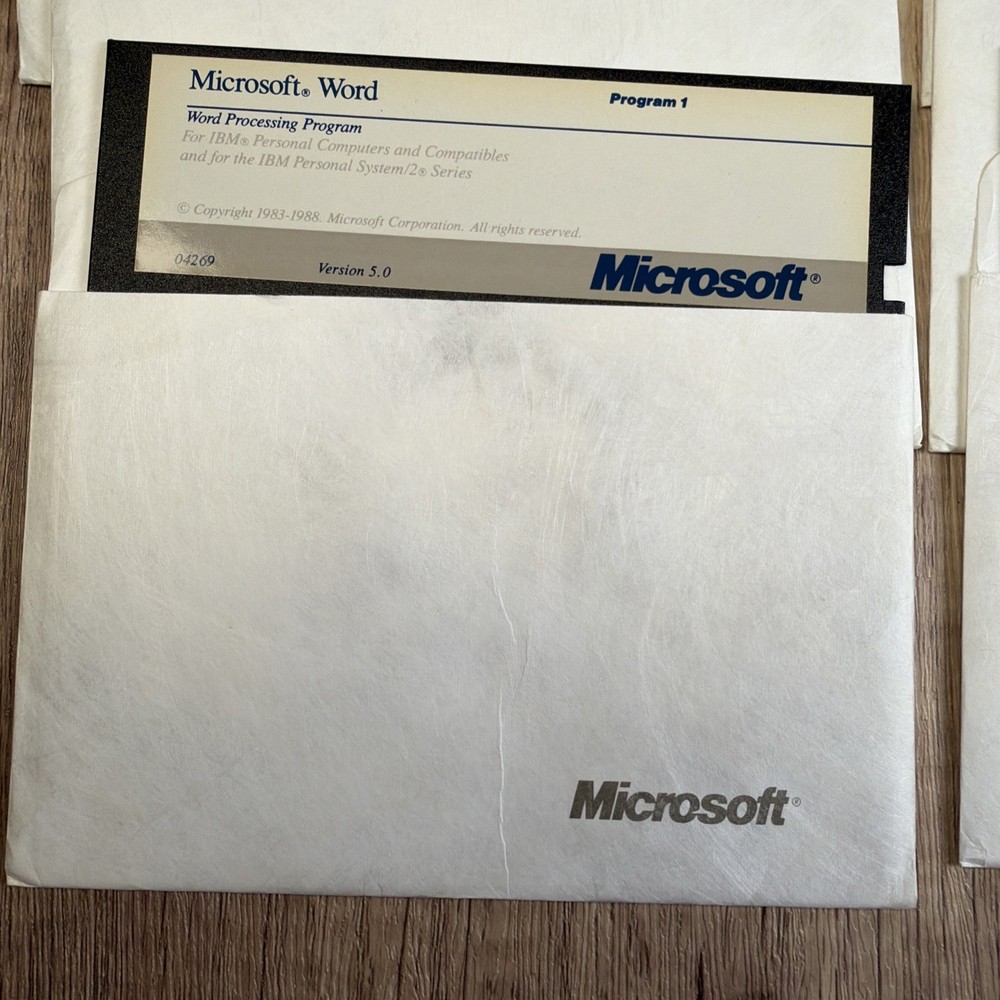 1988 Microsoft Word Processing Program Software 5.0 13 5.25” Floppy Disks