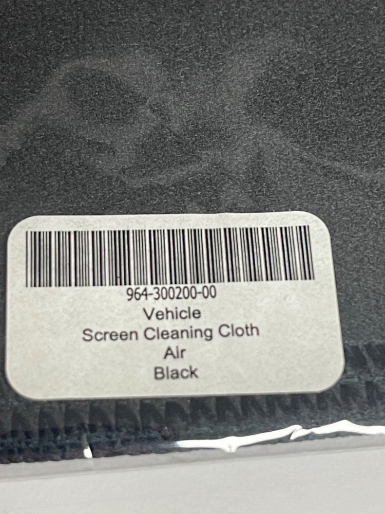 LUCID AIR Logo Microfiber Screen Wipe