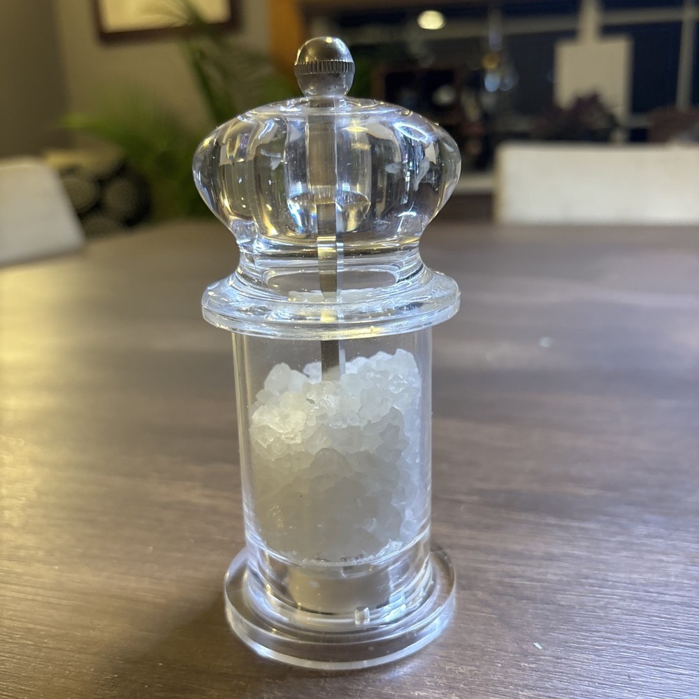 Trudeau 5” TRADITION Salt Mill, Clear