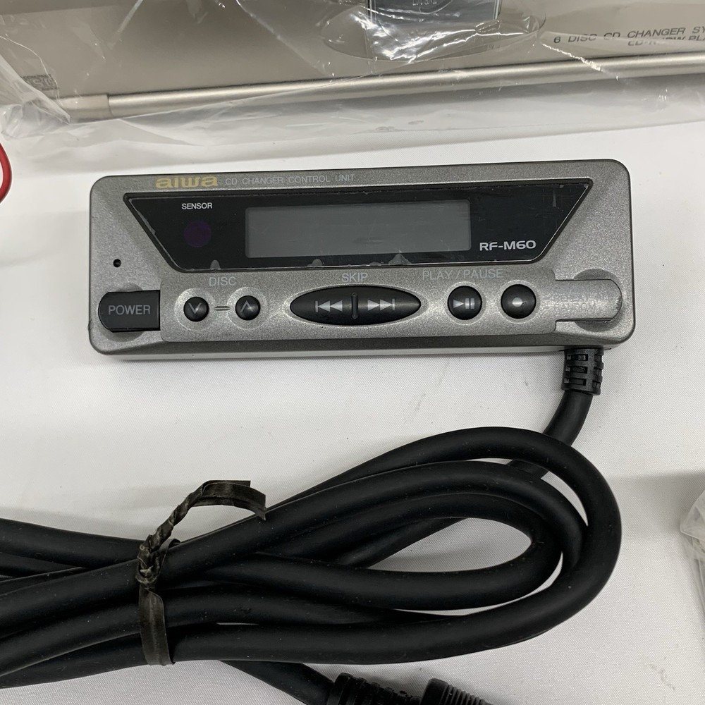 Aiwa ADC-FM65 6-CD Changer System w/FM Modulator & Remote Control