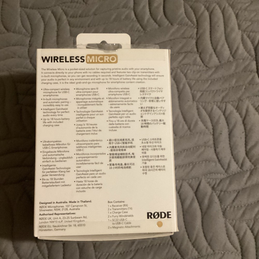 RØDE Wireless Micro USB-C Clip-On Microphone for iPhone/iPad, Black