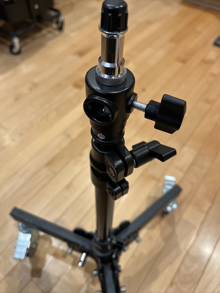 Ambitful Mobile Light Stand Folding Bracket