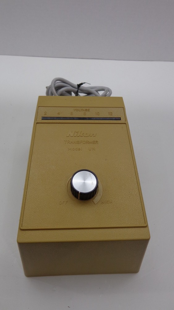 Nikon UN Transformer Variable Voltage Power Supply