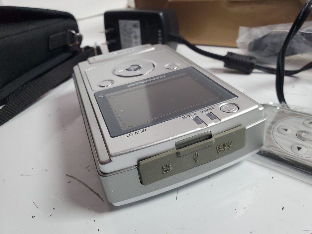 Nikon Coolwalker MSV-01 - Bad Battery - Digital Photo Storage