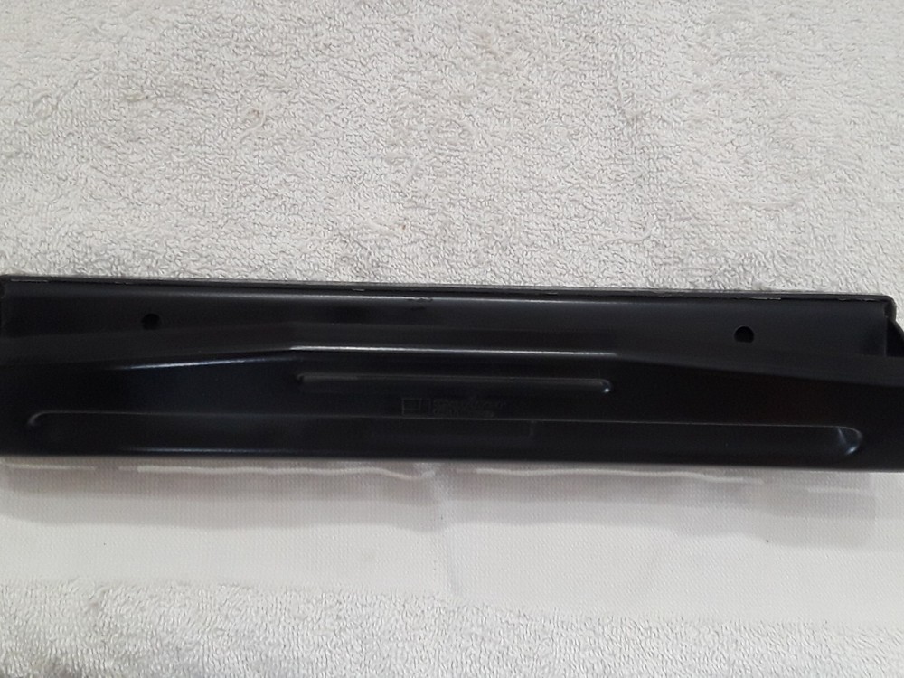 Corner Office 2 or 3 Hole Punch - Adjustable