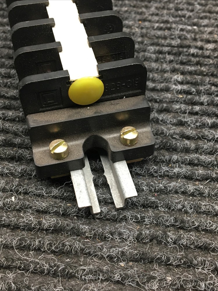 Used Square D I828-C19 Terminal Block