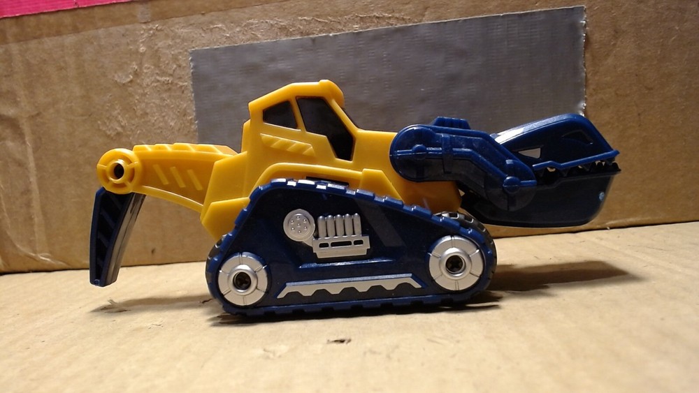 Unbranded Yellow/Blue Construction Vehicle 6" Long