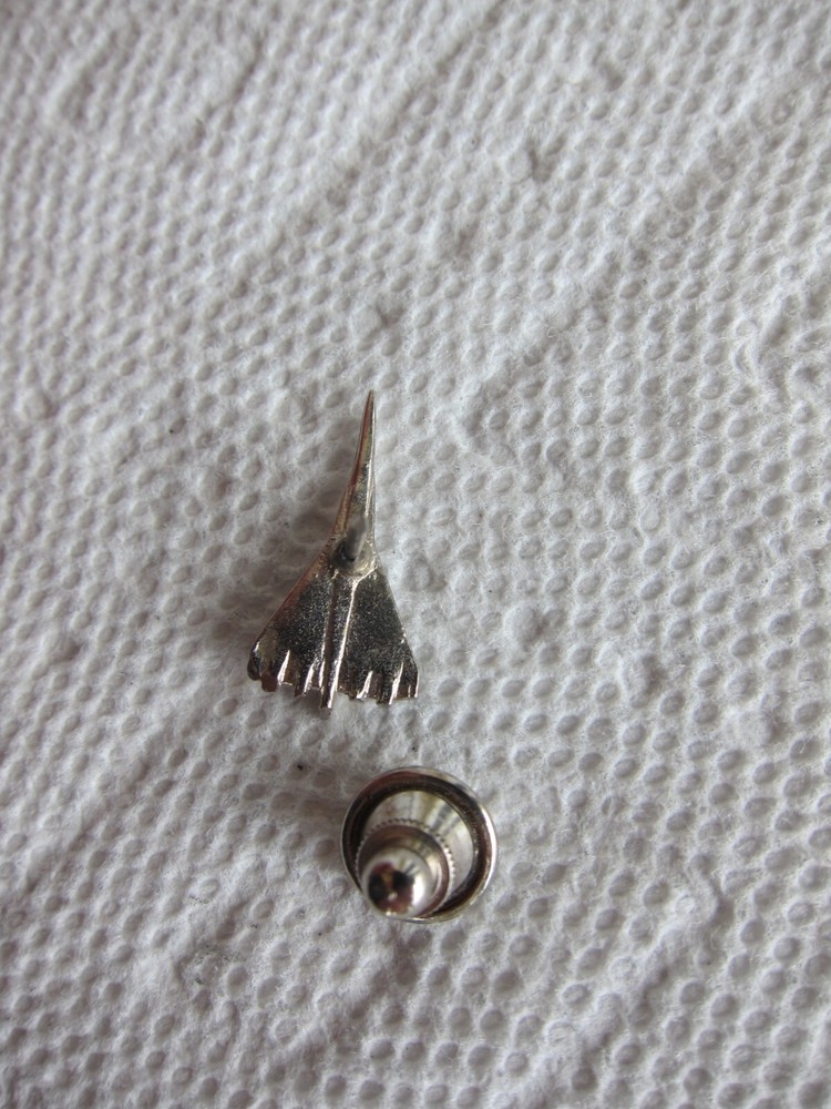 LOCKHEED L-2000 LAPEL PIN, ORIGINAL FROM LOCKHEED EMPLOYEE-VERY NICE! $7 SHIP!