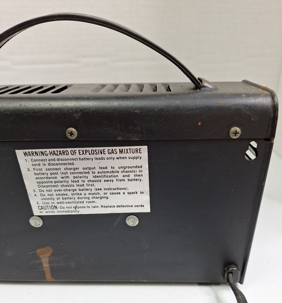 Allison 9889 Solid State Automatic Battery Charger 6 / 12V Tested