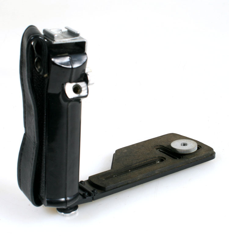 CAMERA FOLDING BRACKET W/ HAND STRAP