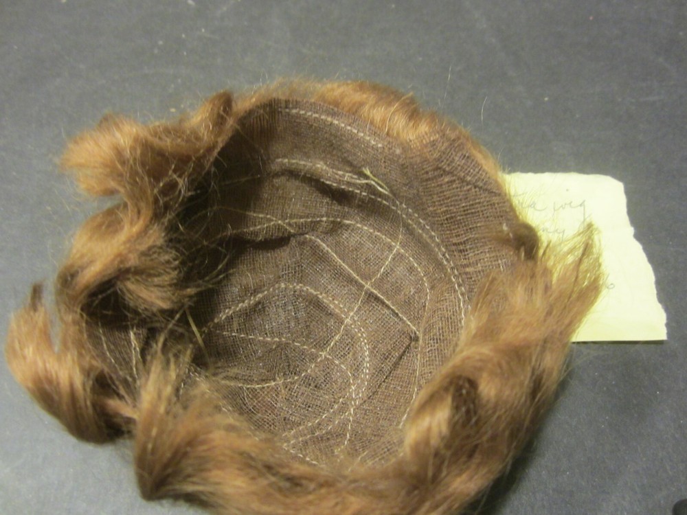 DOLL WIG light brown VINTAGE & MODERN DOLLS