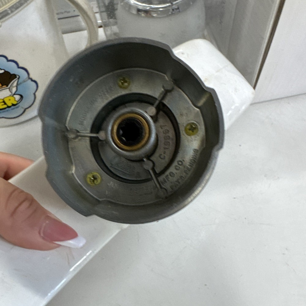 Vintage Oster Icer Model 433B