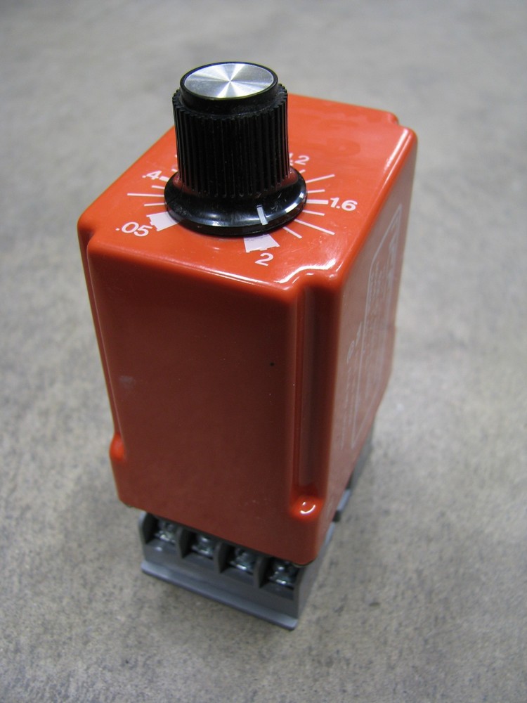 T1K-2-461 National Controls Solid State Timer with Socket