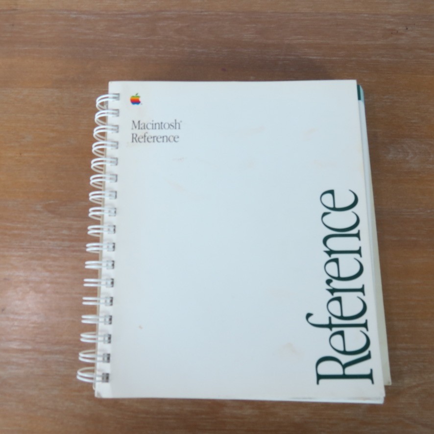 VTG 1993 Macintosh Set of 7 Reference User's Guide Getting Started Hyper..more