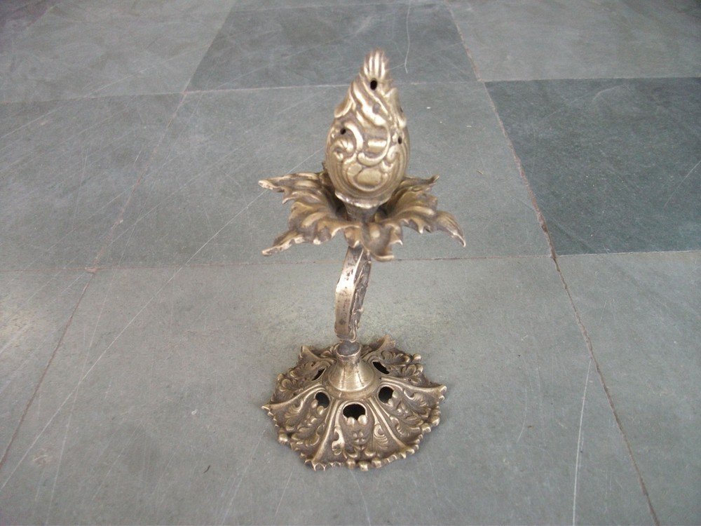 Vintage Brass Handcrafted Solid Unique Shape Engraved Dhoop Stand